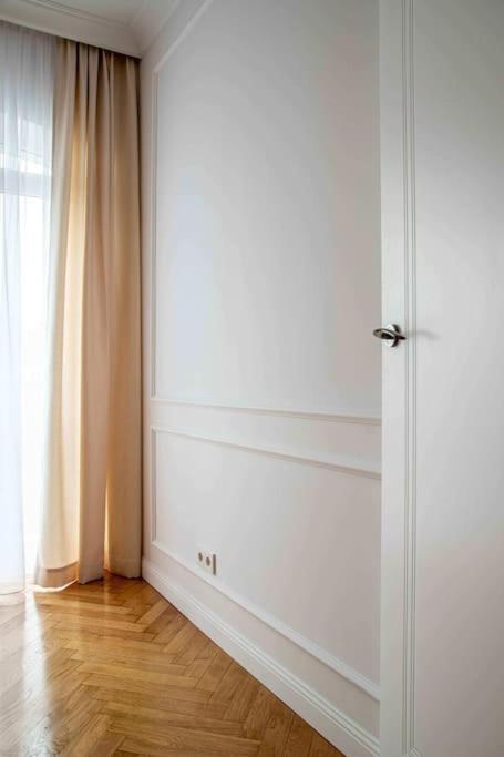 Wyzwolenia Apt , Lazienki Park & Zbawiciela Sq. 2' Warsaw Ngoại thất bức ảnh