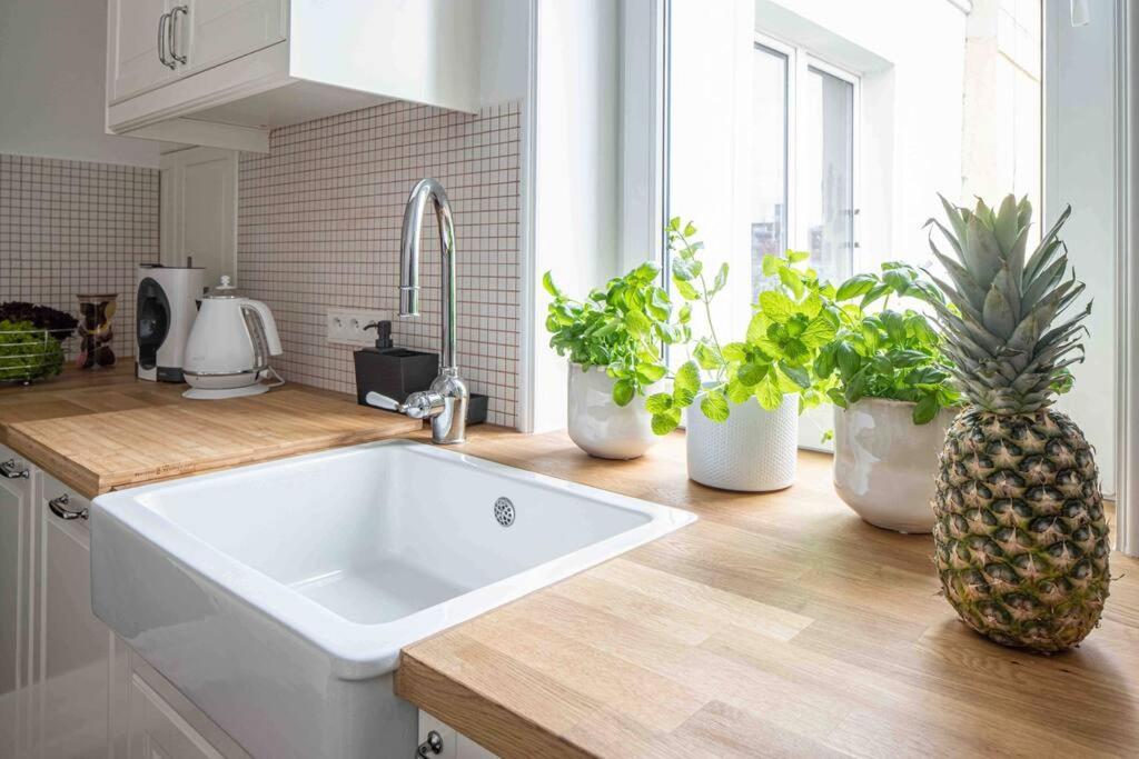 Wyzwolenia Apt , Lazienki Park & Zbawiciela Sq. 2' Warsaw Ngoại thất bức ảnh